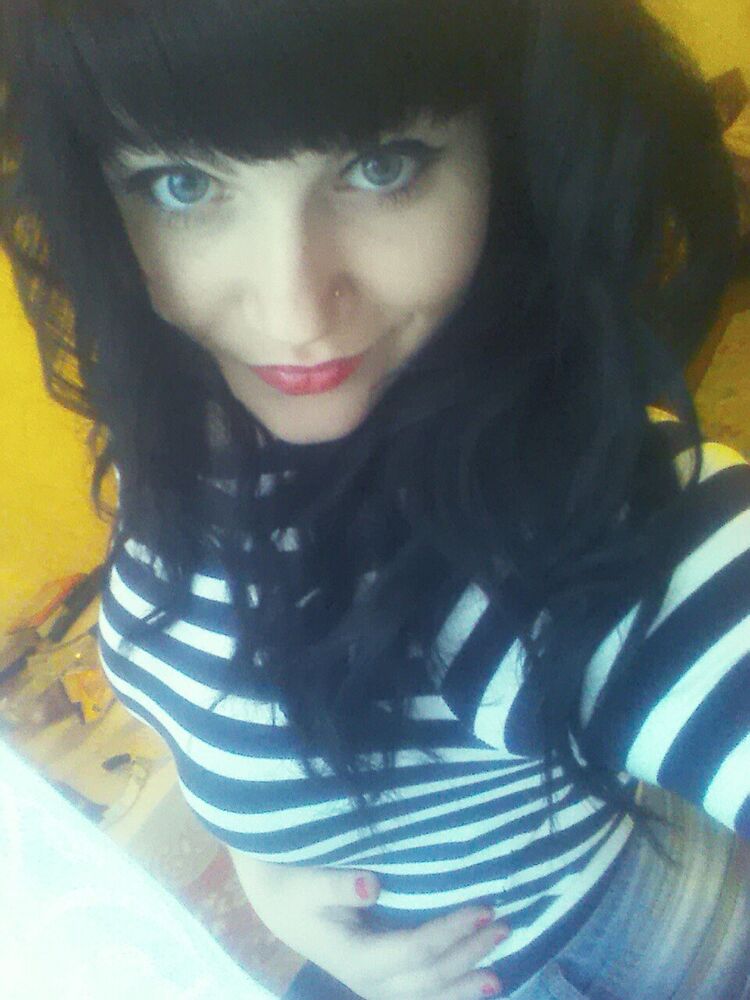  5745763  Nastena, 32 ,    