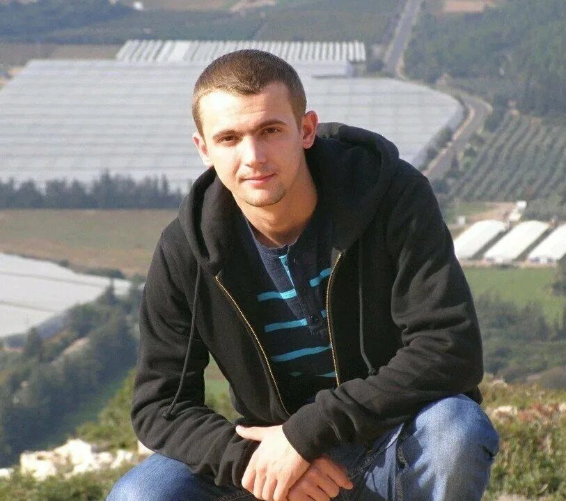  53437143  , 36 ,    --