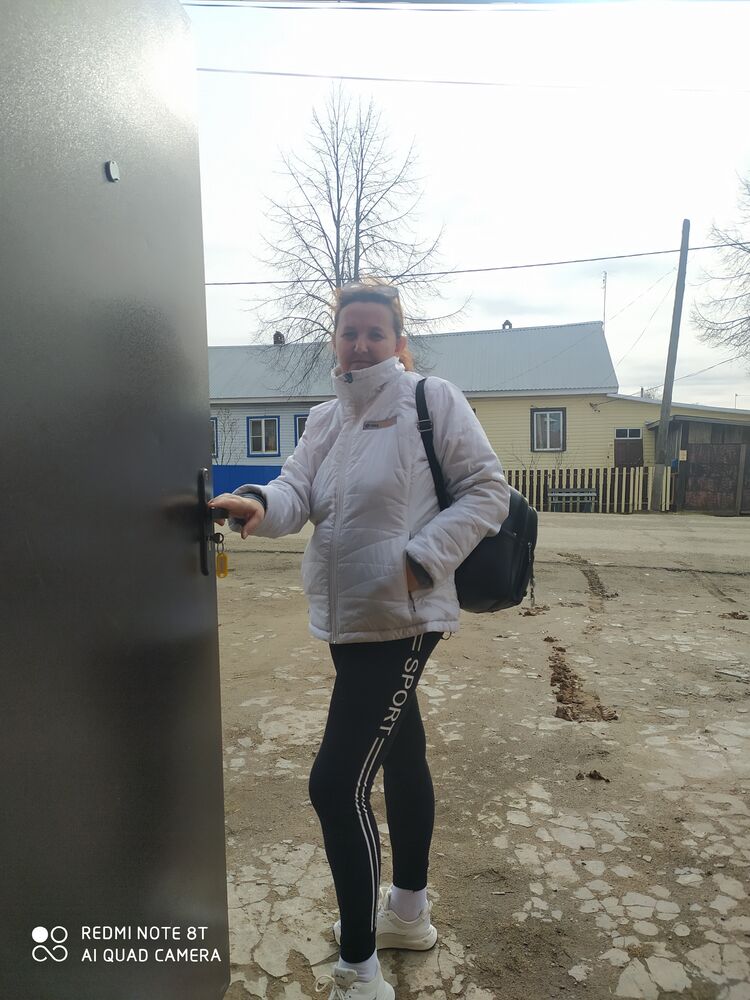  42638683  Alyona, 43 ,    