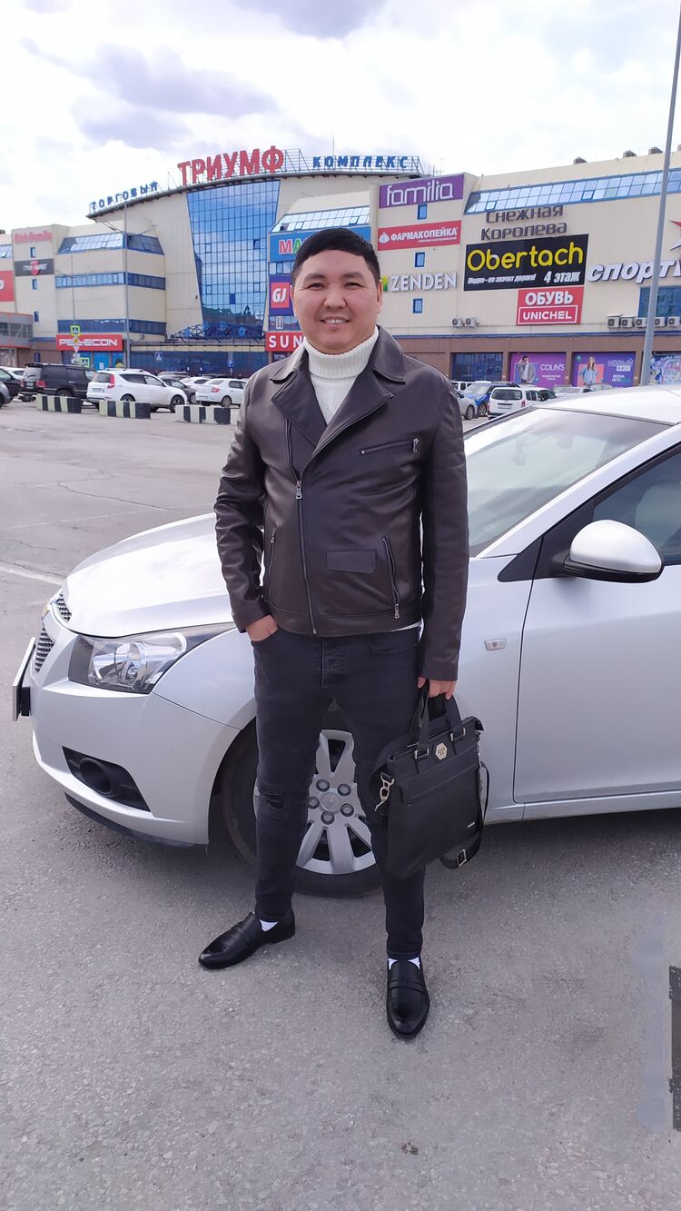  54732783  Nurik, 35 ,    