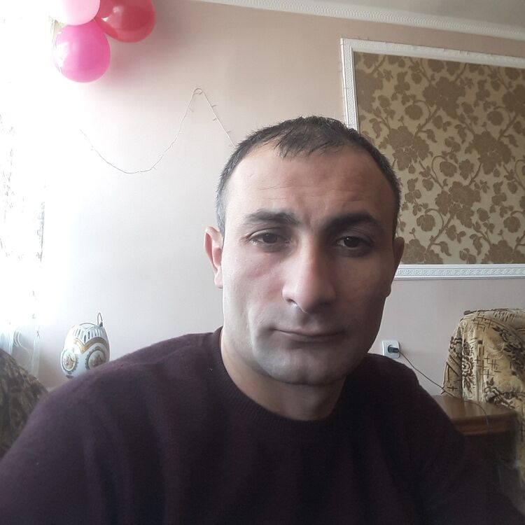  ,   Avik, 40 ,   ,   , c 