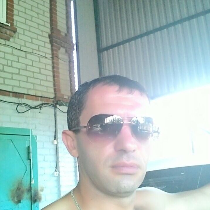  8063333  , 46 ,    