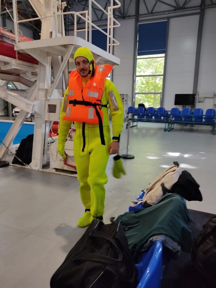 ���� 32295143 ������� ����������, 27 ���, ���� ���������� � �������������