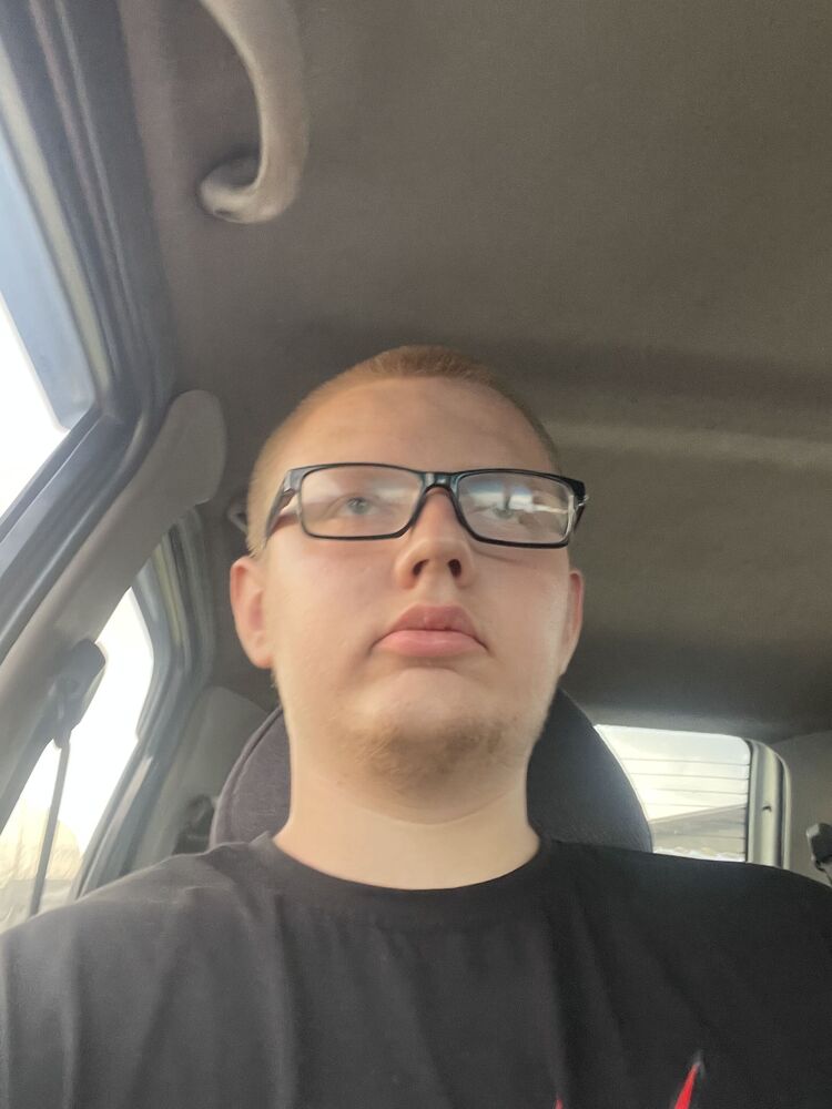  48339233  , 21 ,    