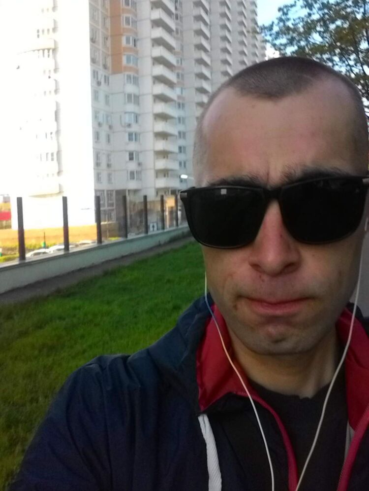  42847093  Artik, 31 ,    