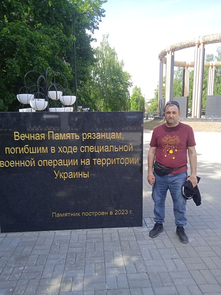  43699173  , 46 ,    