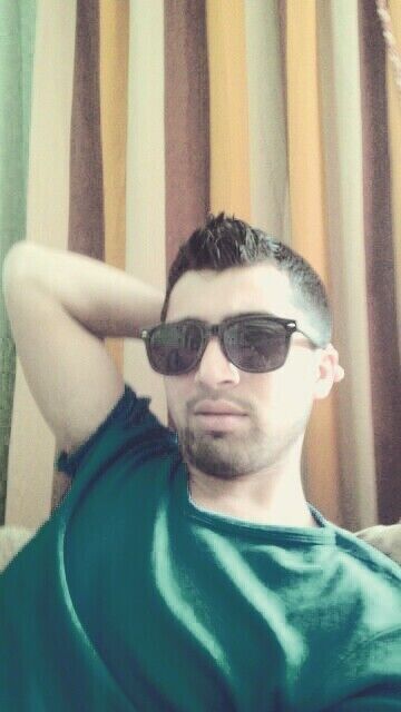  -,   Baha, 32 ,   ,   , c 