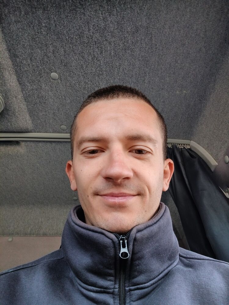  43915383  , 27 ,    