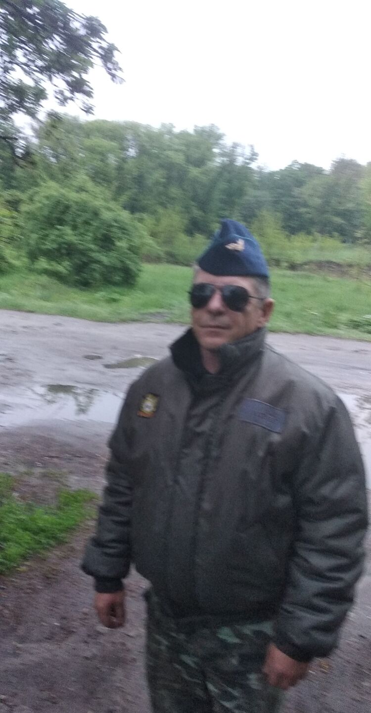  22805353  , 60 ,    