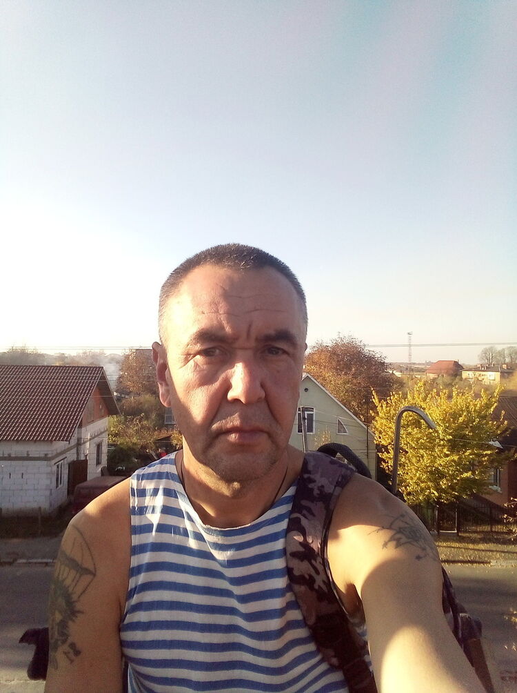  -,   , 52 ,   