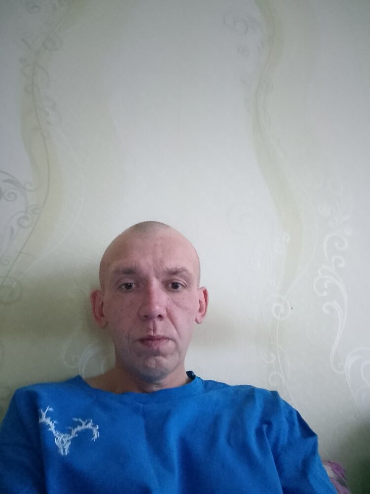  48093903  , 40 ,    