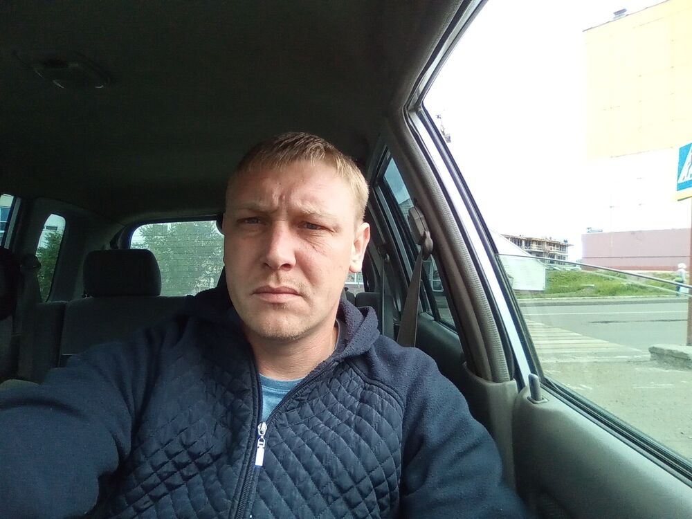  35013213  Pavel, 38 ,    -