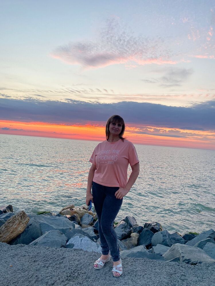  ,   Irina, 52 ,   c 