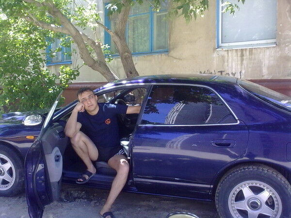  6806213  Serj, 38 ,    