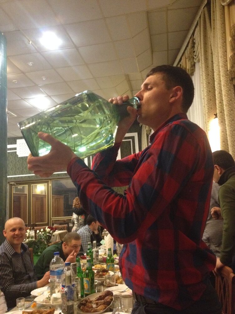  ,   Igor, 38 ,   