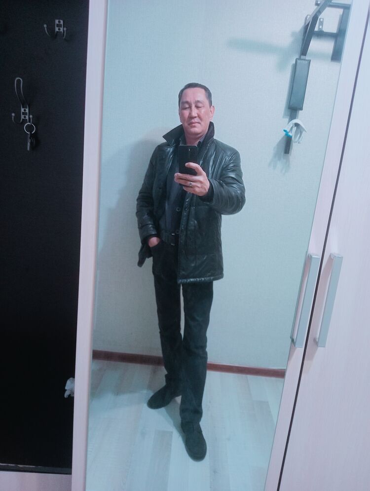  50763163  Gabit, 47 ,    