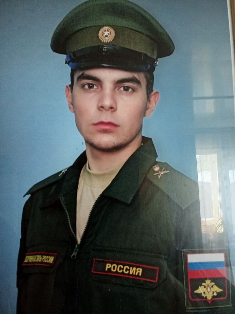  53825163  Tvoya, 35 ,    