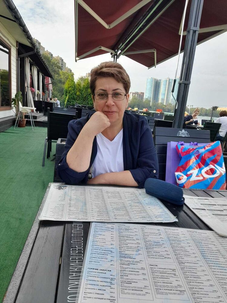  46228013  , 54 ,    -