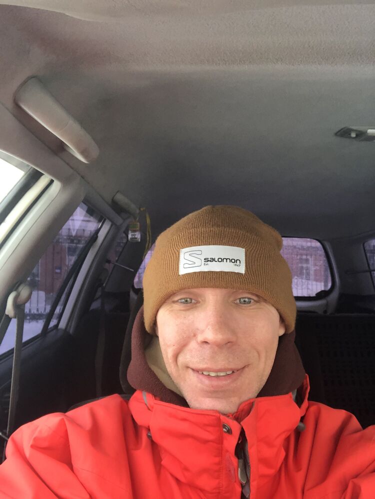  42140983  Ivan, 42 ,    