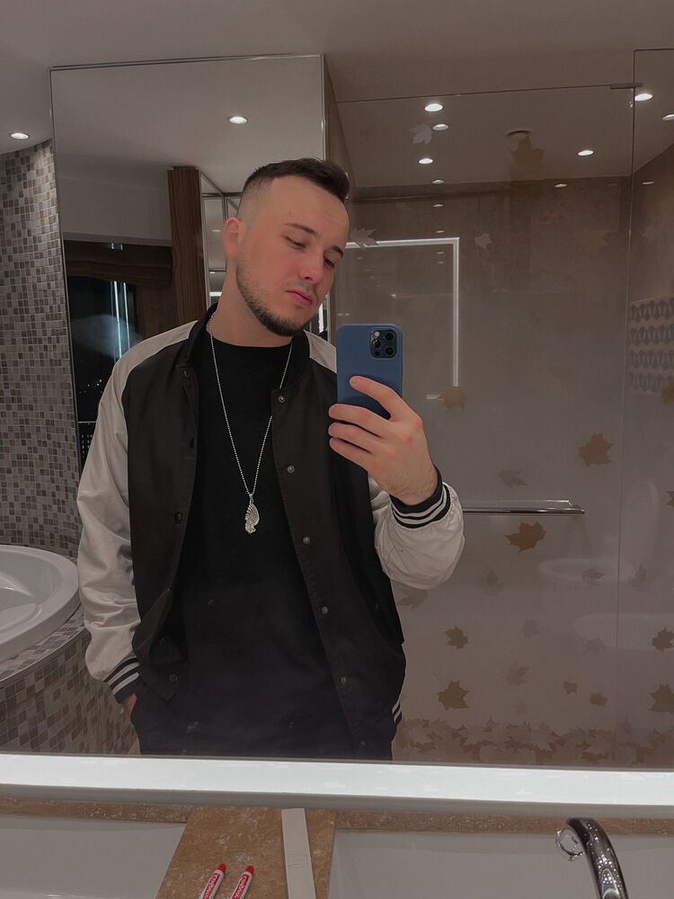 ���� 25757703 ������� ����, 33 ����, ���� ���������� � ������