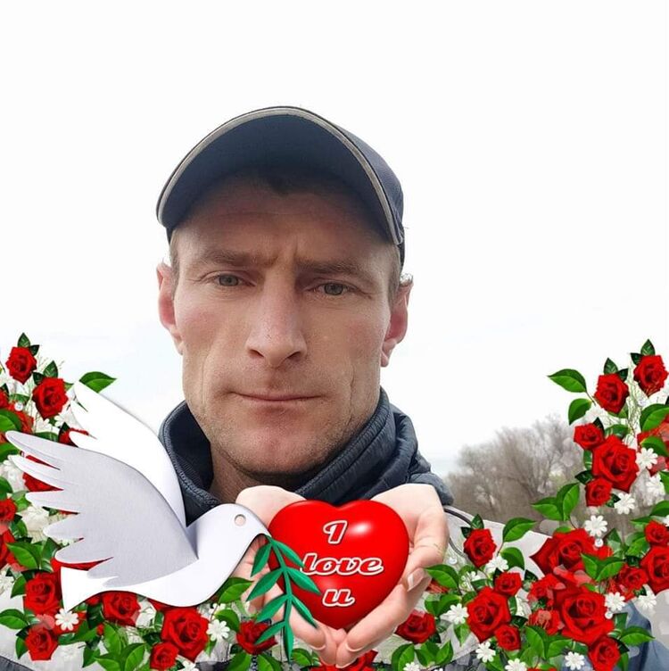  24804123  Ivan friniuc, 37 ,    