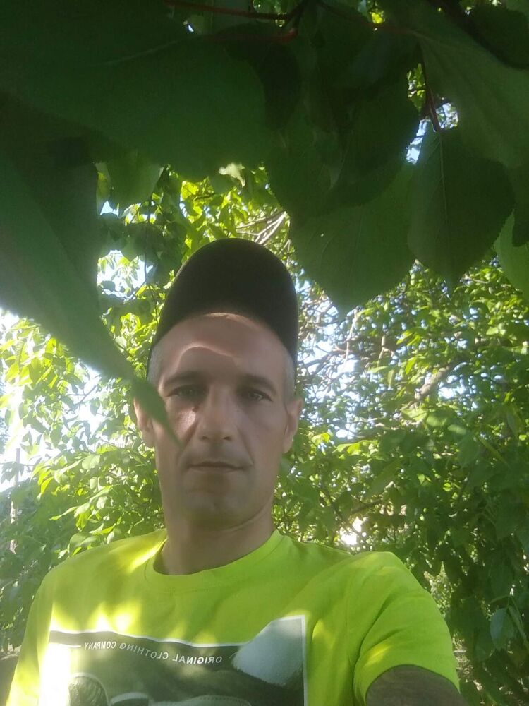  39532133  Alexandr, 39 ,    