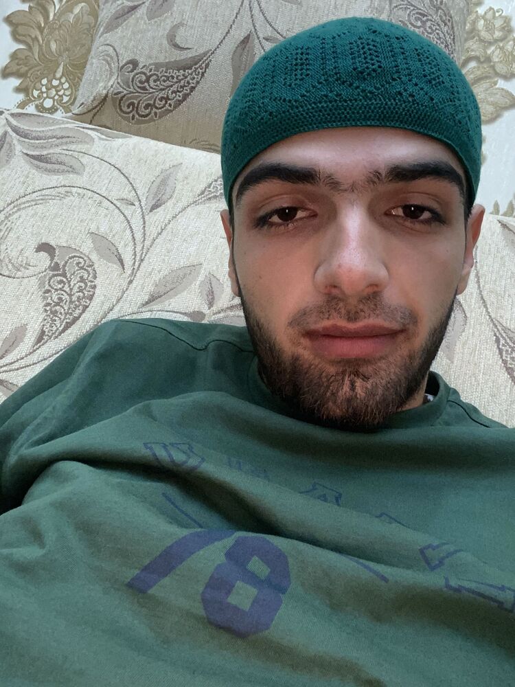  28975243  Sobir, 29 ,    