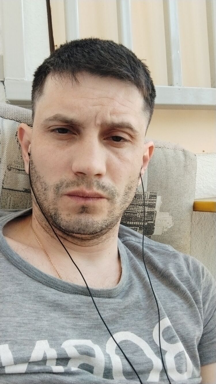  ,   Timur, 35 ,   ,   , c , 