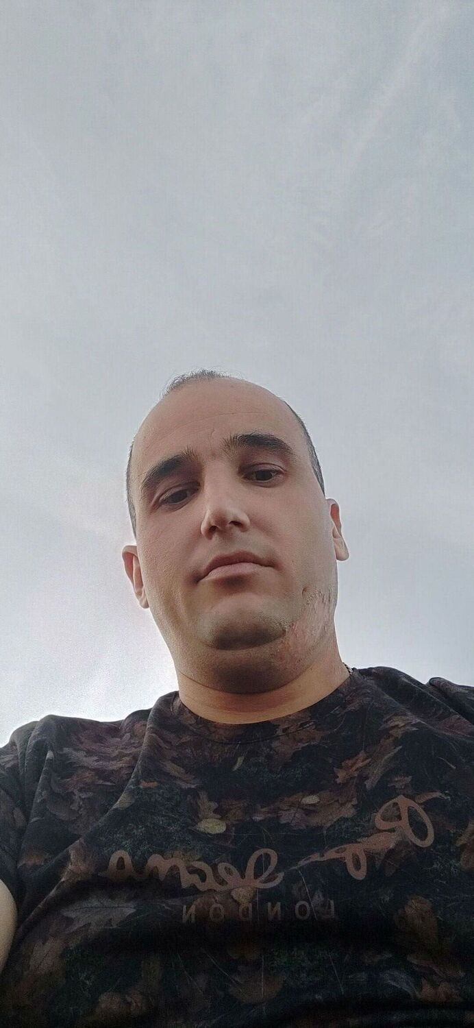  28242763  , 33 ,    