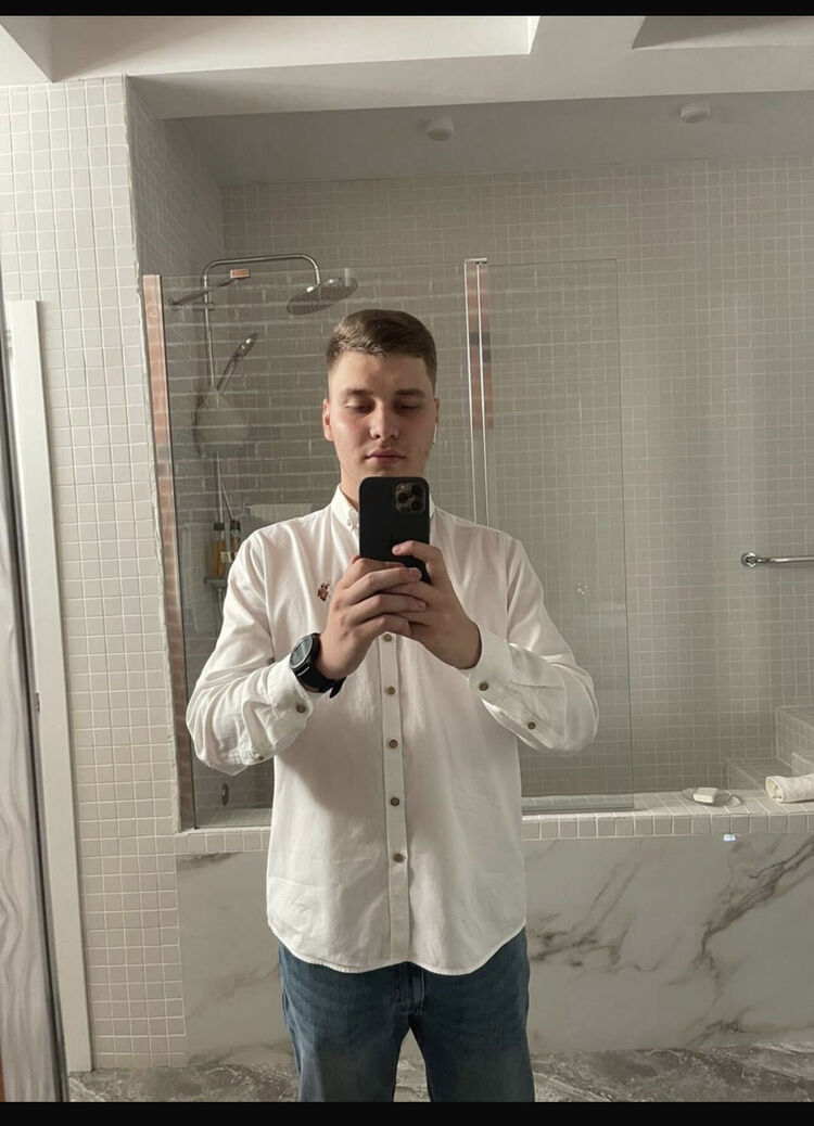  42198753  , 24 ,    