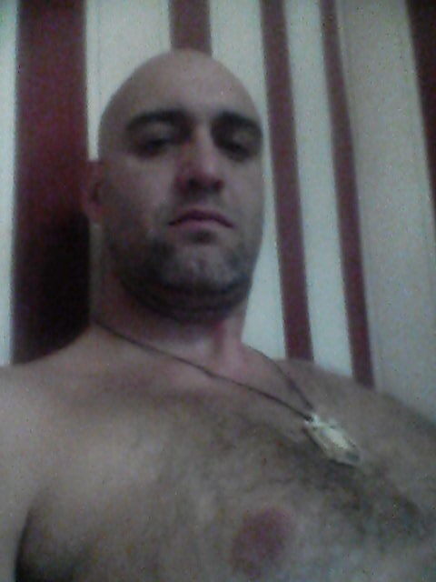  10461673  , 44 ,    