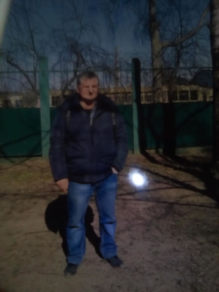  16995793  Valya, 49 ,     