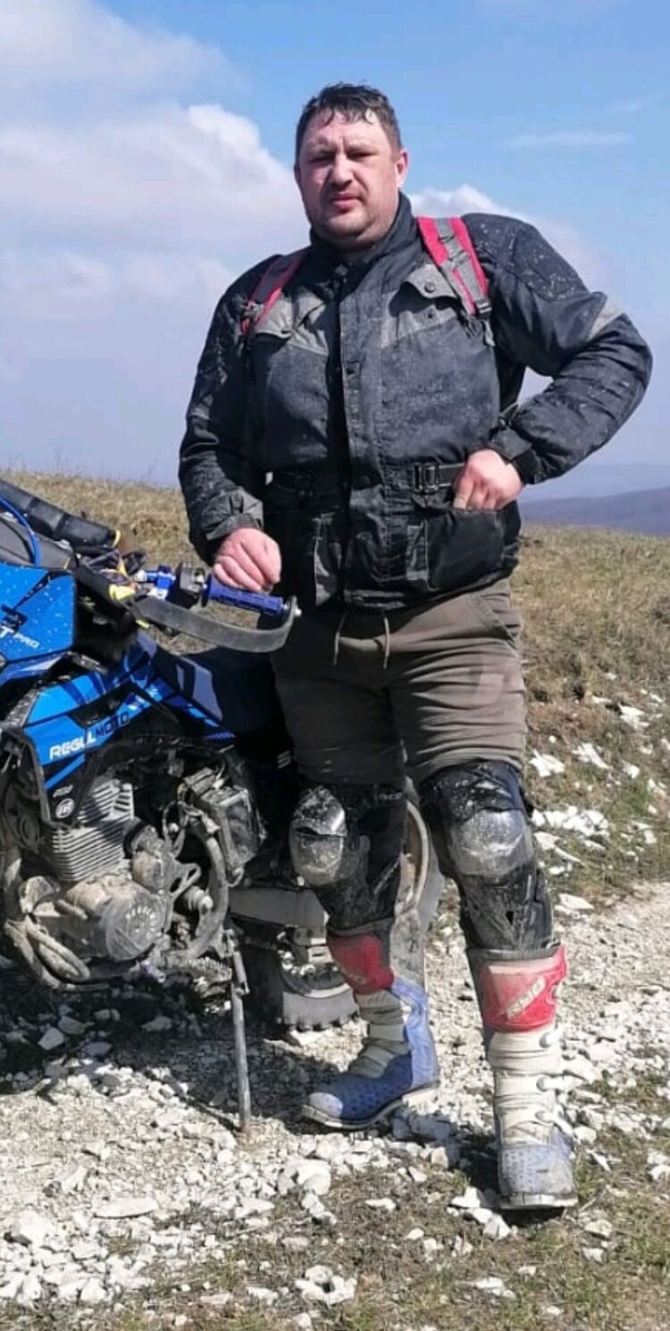  52720923   , 36 ,    