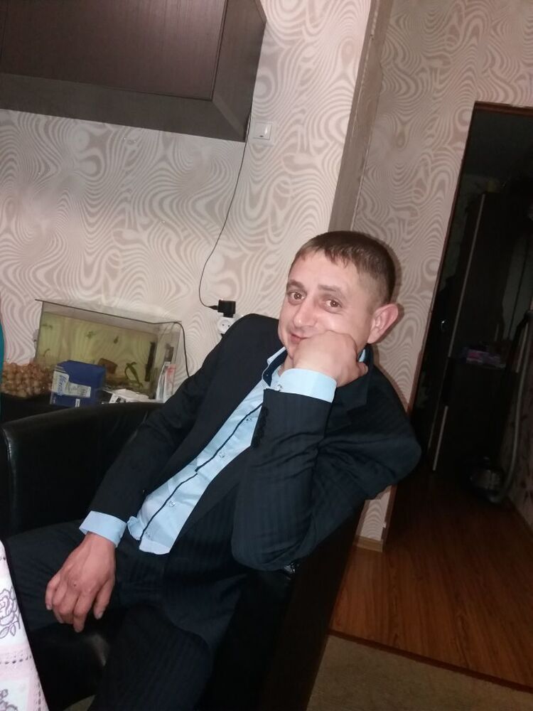 45314933  Vovchik, 40 ,    