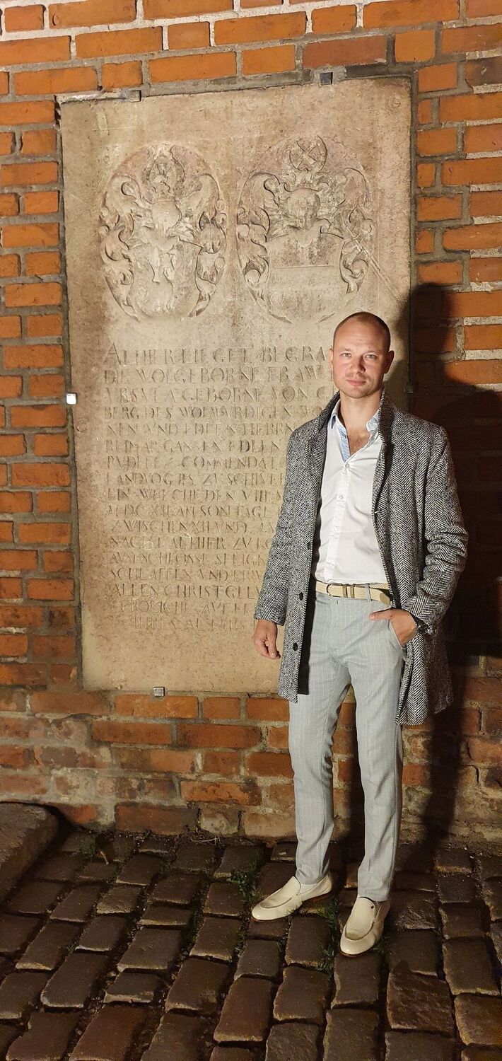 ���� 29333873 ������� ������, 38 ���, ���� ���������� � �����-����������