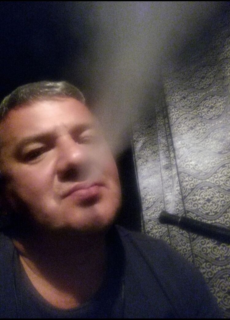 48101123  Yurik, 34 ,    