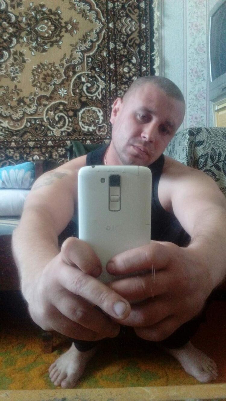  22887543  , 37 ,    