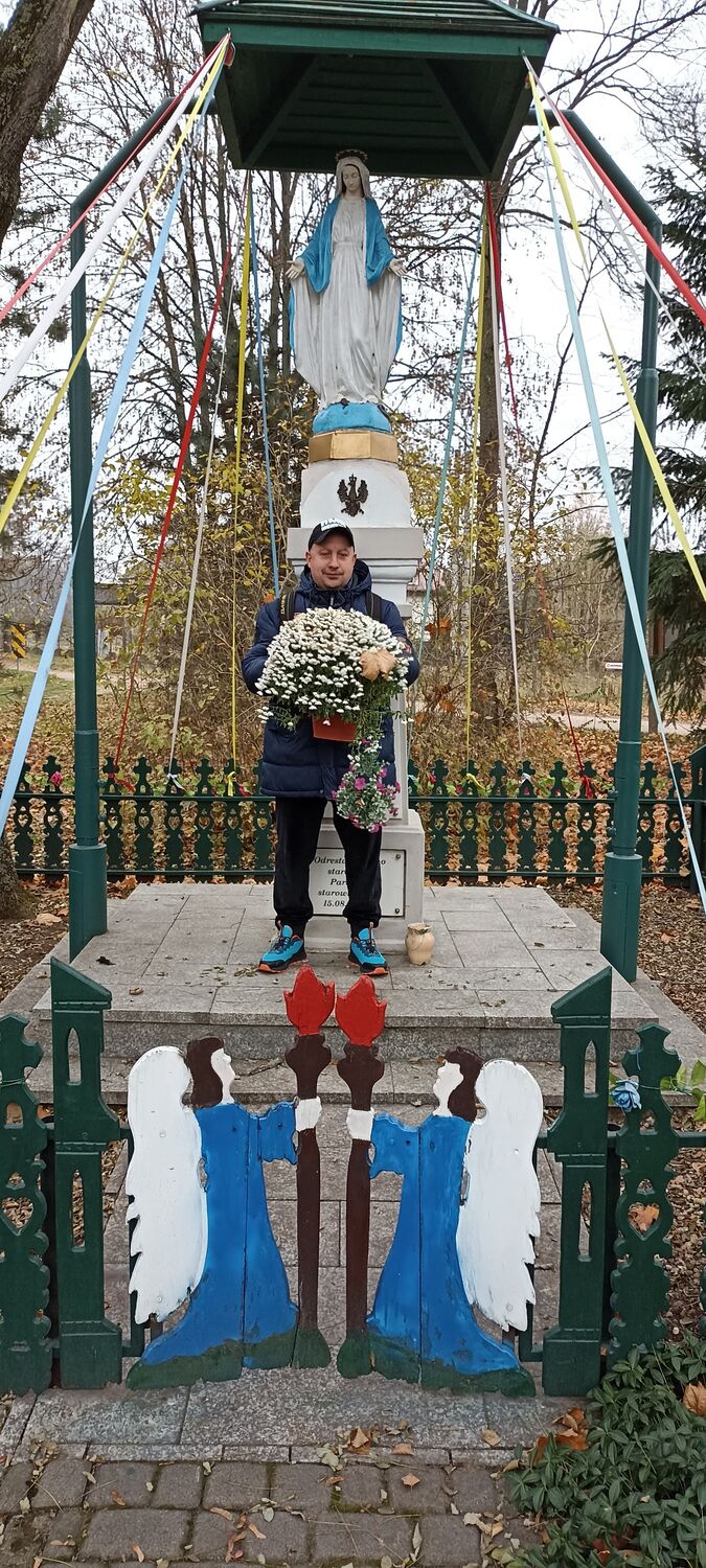  ,   Aleksej, 44 ,   ,   