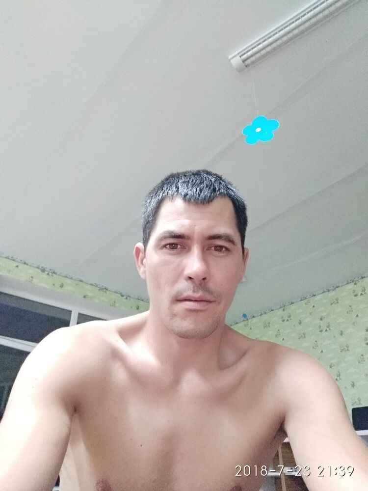  15854313  Vasili, 37 ,    