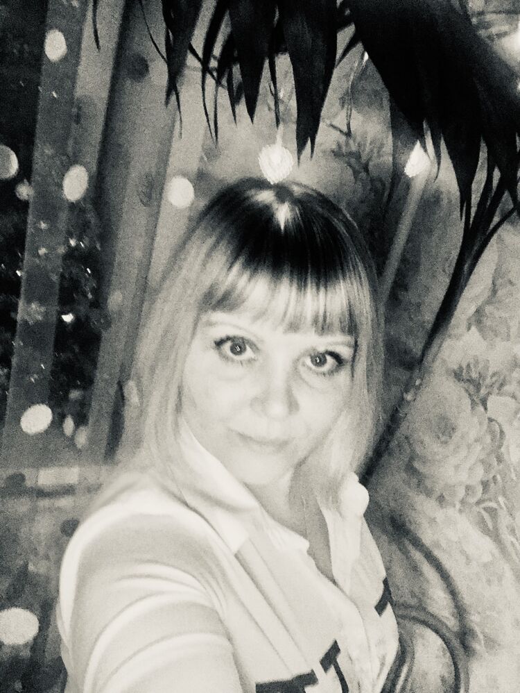  36828123  , 40 ,    