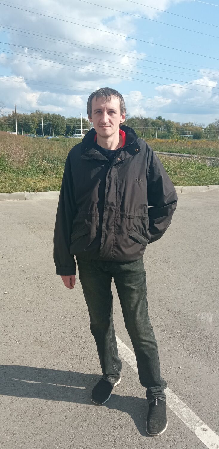  37704793  Andrey, 48 ,    