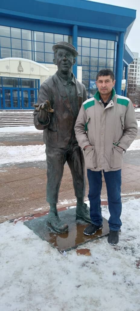  28252353  Zakir, 52 ,    
