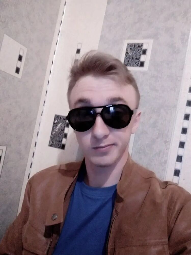  38279563  , 28 ,    