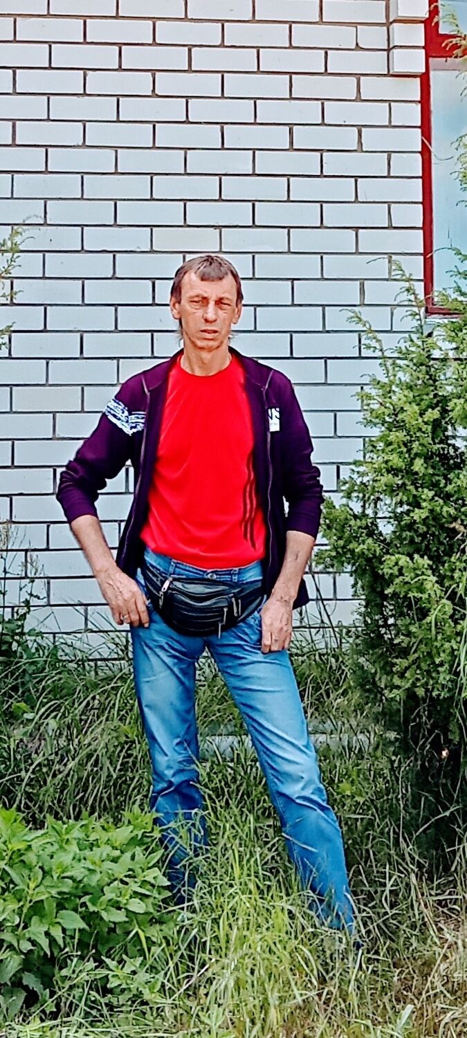  24581993  Ivan, 57 ,    