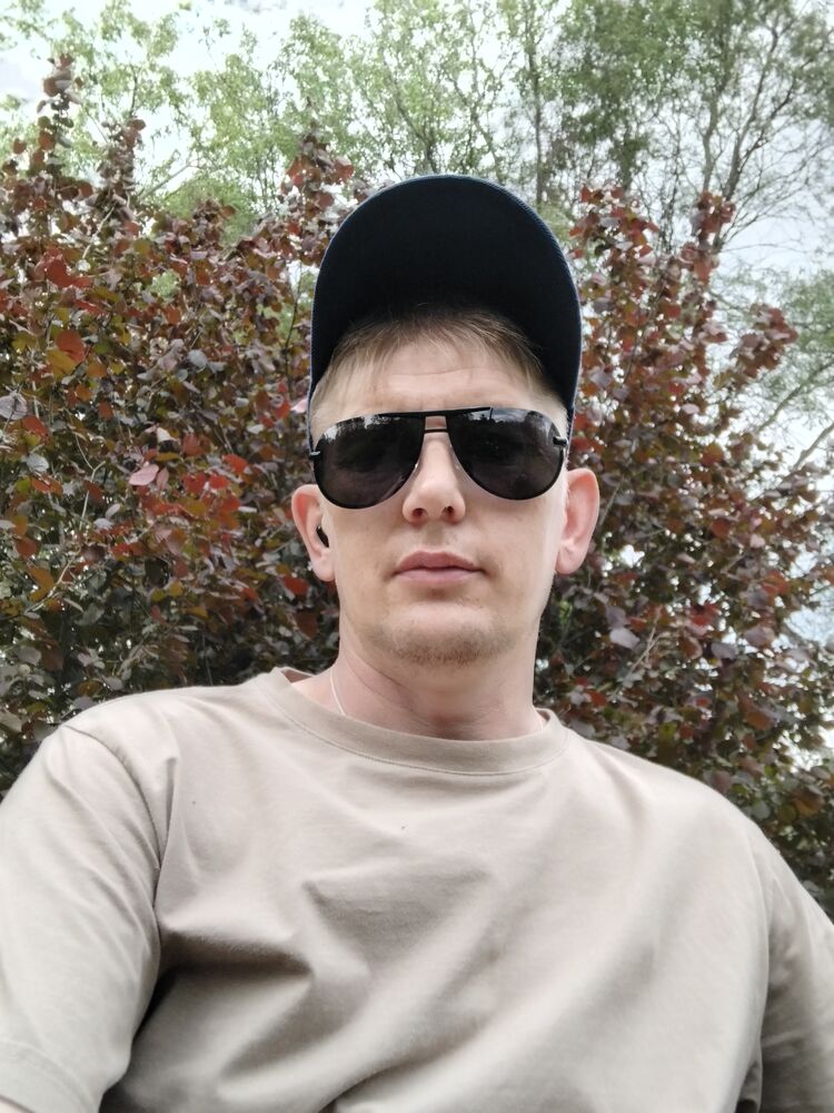  ,   ALEKSANDR, 37 ,   ,   