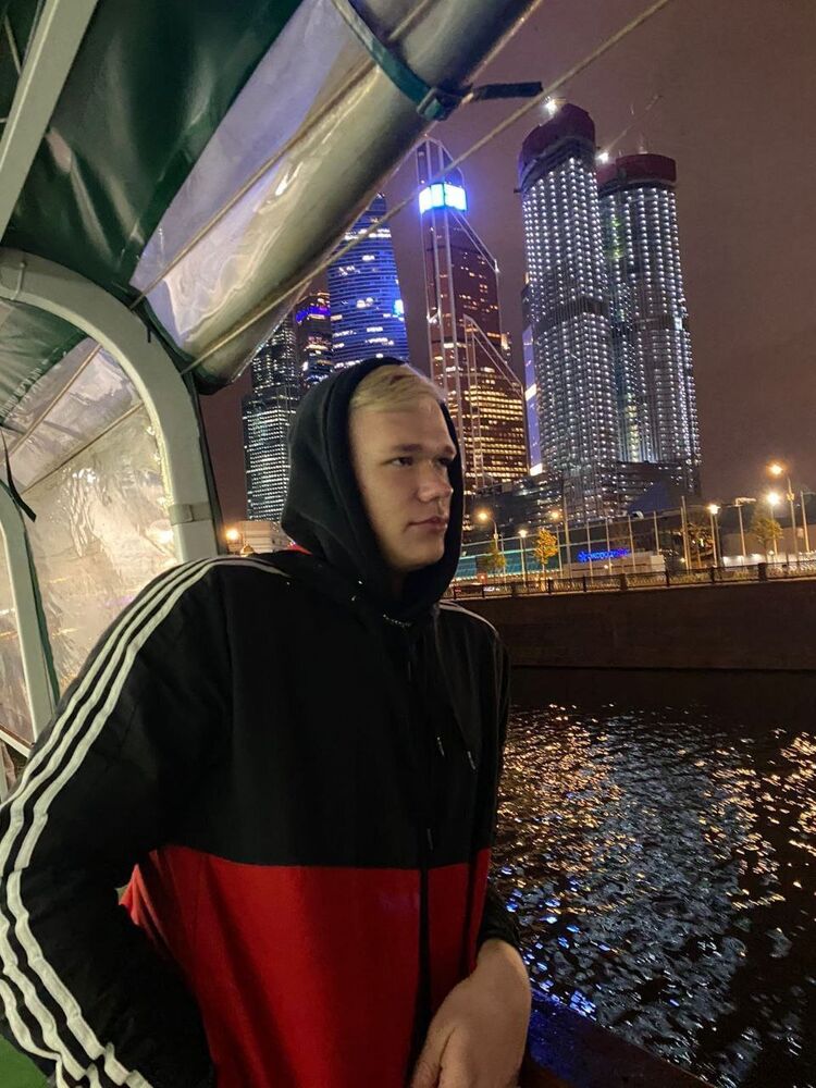  36630913  , 22 ,    -