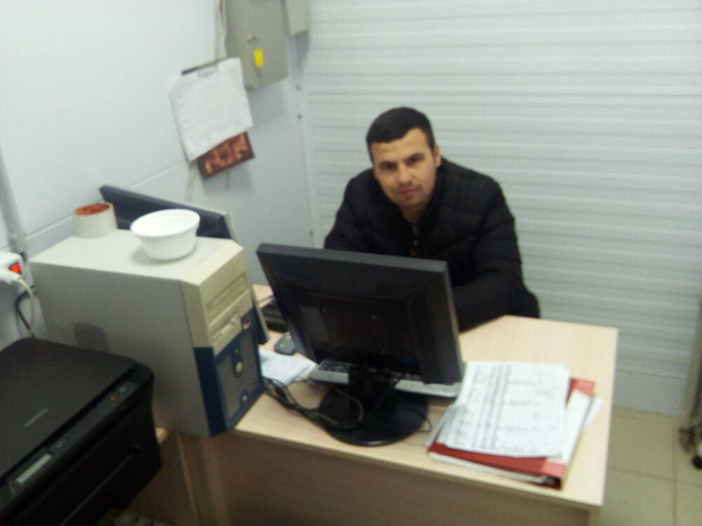  ,   Akram, 32 ,   