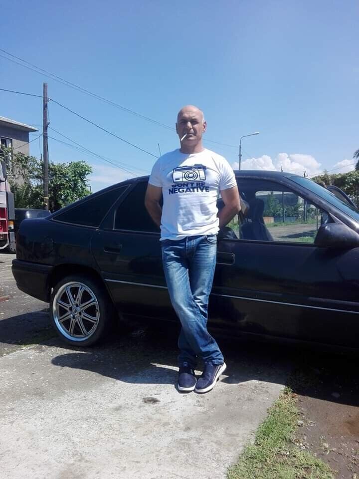 21425763  Iuza, 56 ,    Bielany Wroclawskie