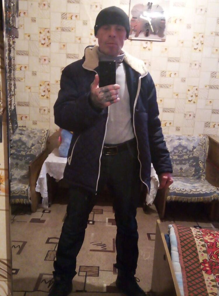  23234053  , 42 ,    