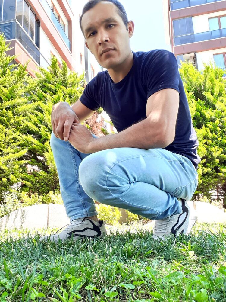  24164393  Aslan, 27 ,    